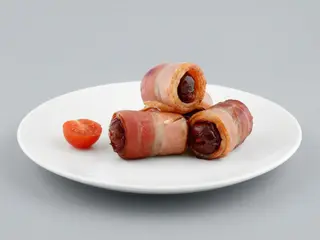 Dátiles con bacon 12 uni