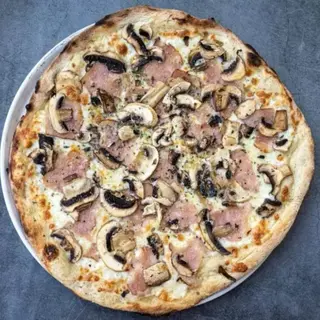 Pizza carbonara