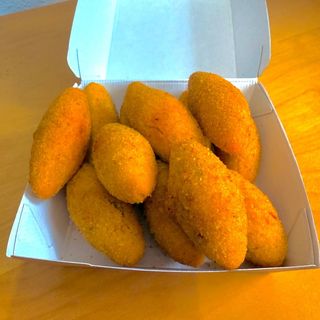 2 -  Mini Croquetas Brasileñas con 12 unidades 