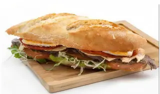 Bocata De Pollo Deluxe