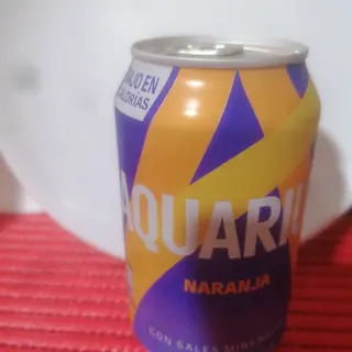 Acuarius naranja