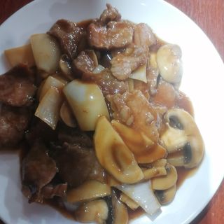 N55 ternera en salsa de ostras