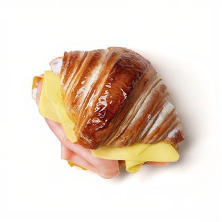 Croissant Con Jamón