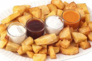 Patatas Pequeña 4 Salsas (Ración)