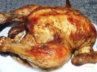 Pollo Asado Con Patatas Ensalada