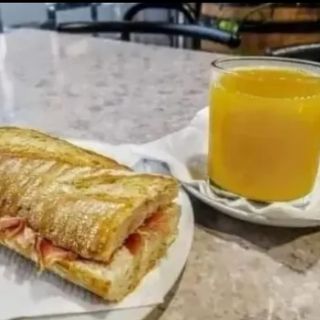 OFERTA BUENOS DÍAS ZUMO NATURAL