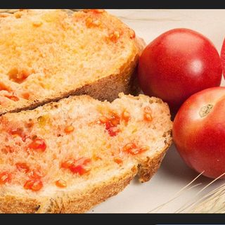 RACIÓN PAN CON TOMATE