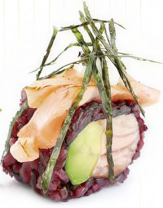 Uramaki black sake 8pzs.
