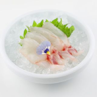 Sashimi Suzuki 4pzs.