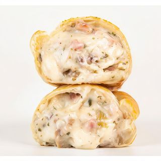 Empanada de champiñón con bacon y queso