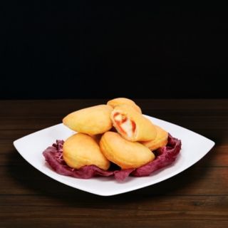 Panzerottini rellenos de Mozzarella y Tomate (5 UDS).