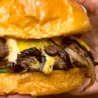 Smash burger cheese cabra