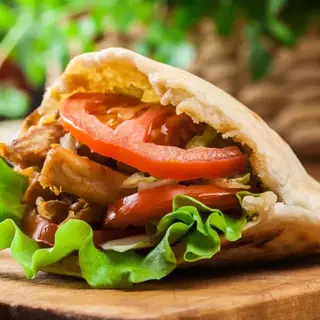 9. Doner pita kebab estambul especial