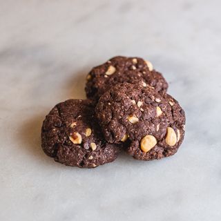 Cookie vegana de chocolate y avellanas