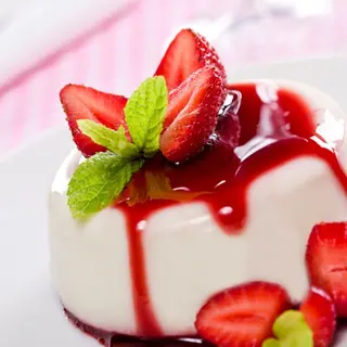Pannacota de queso y fresa