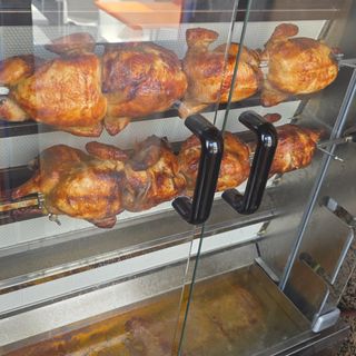 Full roasted chicken  