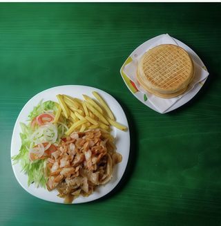 Plato con arroz y patatas