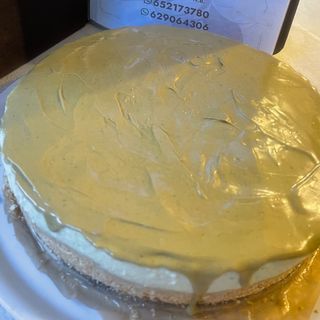 Tarta de queso con crema de pistacho