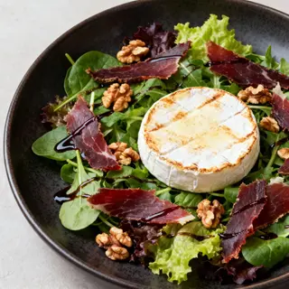 Ensalada De Pato Y Cabra