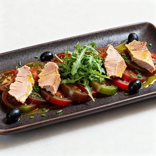 Ensalada De Ventresca Kumato