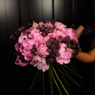 Ramo Suenos Peonia De Araik Galstyan