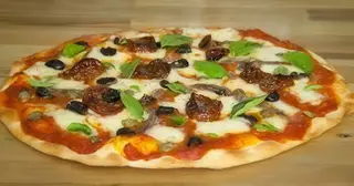 Pizza Cuatro Estaciones (28 Cm.)