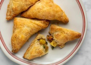 Samosa vegetal (3 uds.)