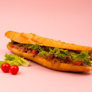 Bocadillo De Atún