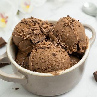 1/2 LITRO HELADO EN BARQUETA ISOTÉRMICO