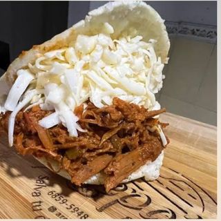 Arepa Carne Queso