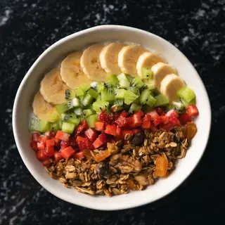 Bowl de Yogur, Granola Artesana y Fruta de Temporada
