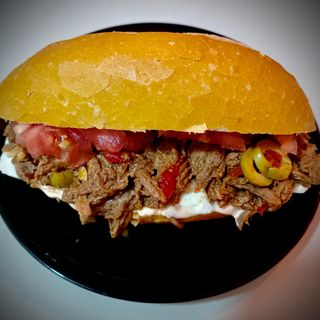 Bocadillo Especial A Lo Cubano