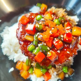 20. Arroz con Ternera y Verdura con Salsa Teriyaki / Rice With Veal And Vegetables In Teriyaki Sauce
