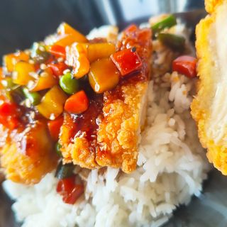 32. Arroz con Pollo y Verdura con Salsa de Tomate y Miel / Rice With Chicken And Vegetables In Honey Tomato Sauce