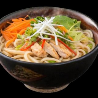 38. Udon de pollo