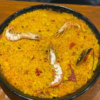 Paellas para dos personas específica pollo o pescado 