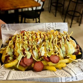 Salchipapas especial