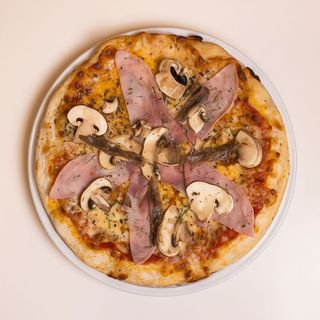 Pizza Artesana De 4 Stagioni