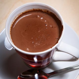 Tassa de xocolata calenta (7 oz.)