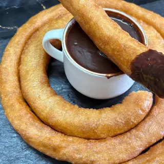 4 porras +1 taza de chocolate 