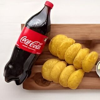Combo 1: Diez Empanadas + Cocacola LT