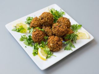Plato Falafel