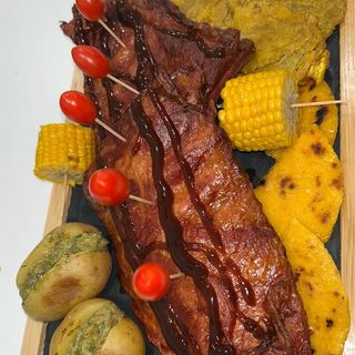 Costillar a la BBQ (para 2 personas)