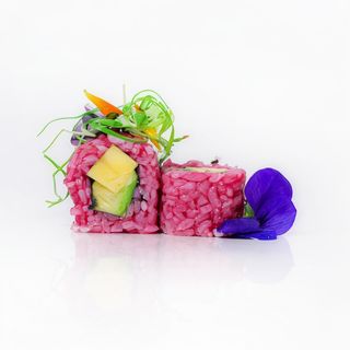 137. Pink Veggie roll (8 pzs.)