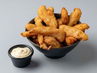Tiras De Pollo Empanado