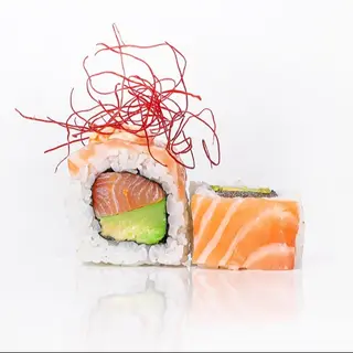 121. Ura Spicy Salmón (8 pzs.)