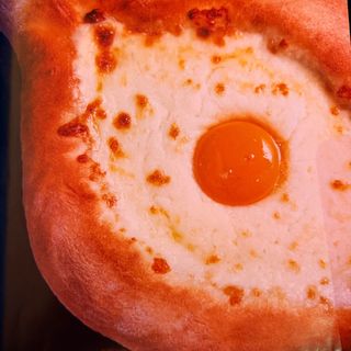 Khachapuri Adjaruli