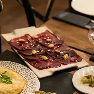 Tabla de Cecina de León IGP
