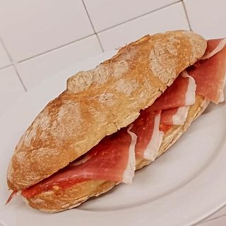 Combo Bocadillo de jamón y tomate