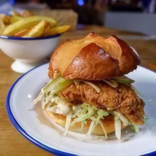 Hamburguesa La clásica de coleslow